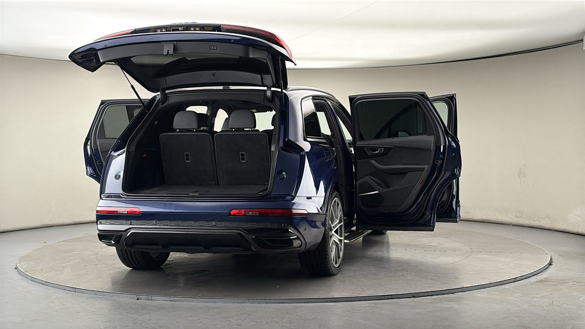 Used Audi Q7 2021 for sale - 77655929: Photo 61