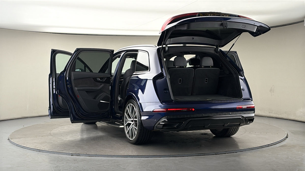 Used Audi Q7 2021 for sale - 77655929: Photo 63