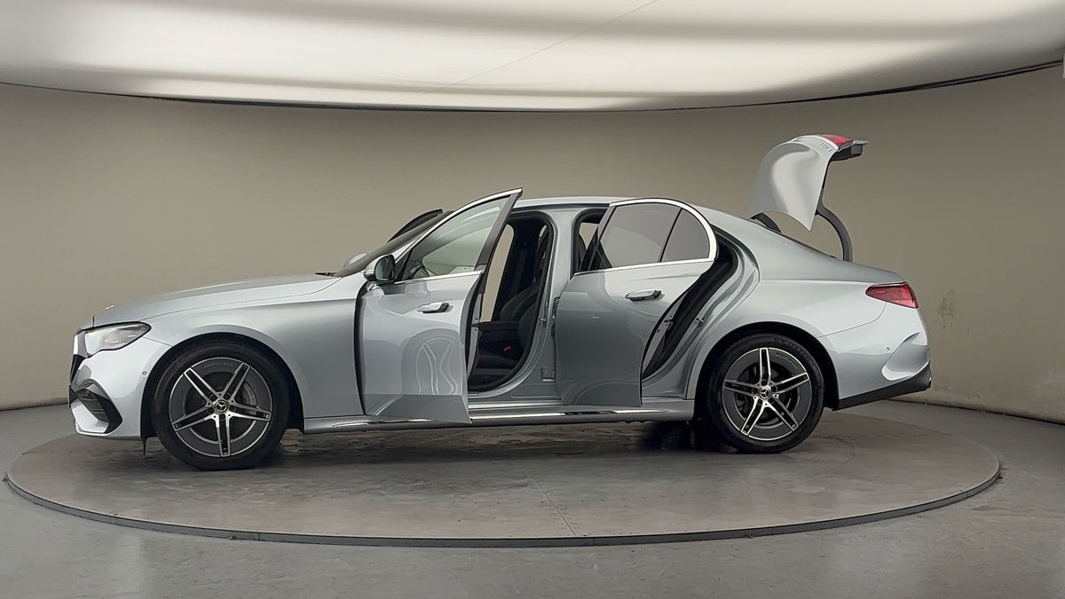 Used Mercedes-Benz E Class 2024 for sale - 77277079: Photo 48