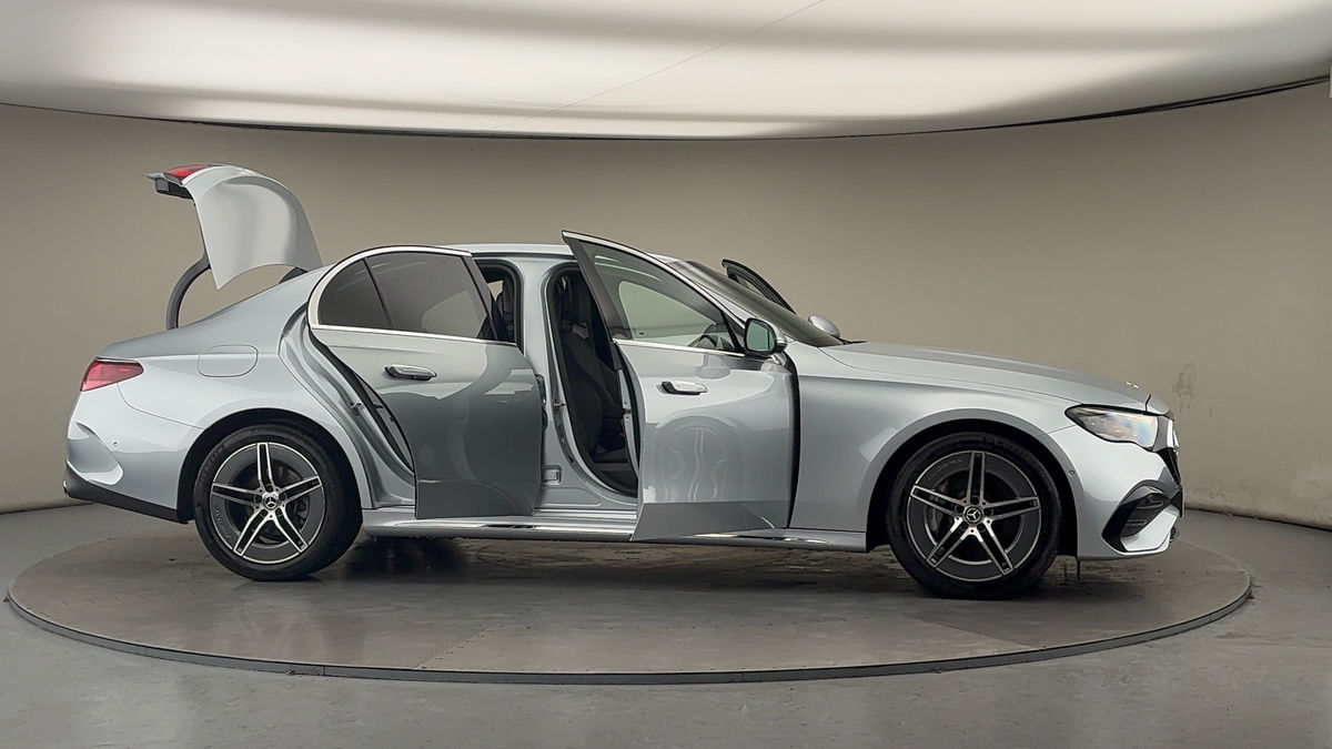 Used Mercedes-Benz E Class 2024 for sale - 77277079: Photo 56