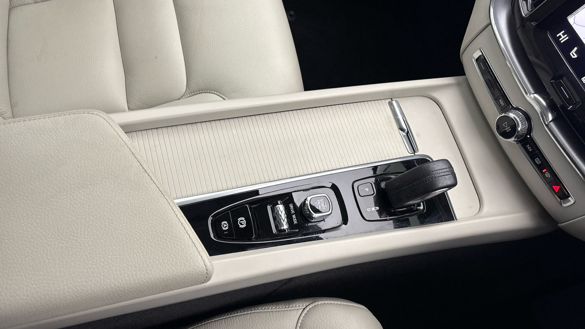 Used Volvo XC60 2021 for sale - 77118327: Photo 18