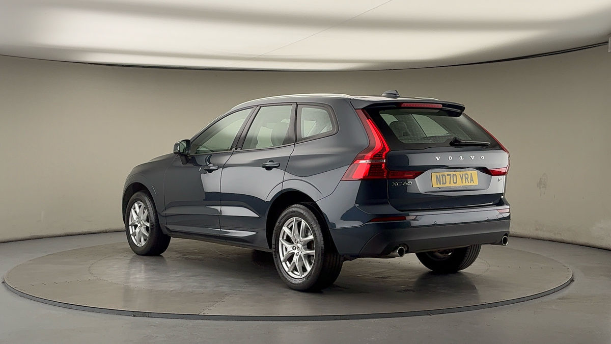 Used Volvo XC60 2021 for sale - 77118327: Photo 2