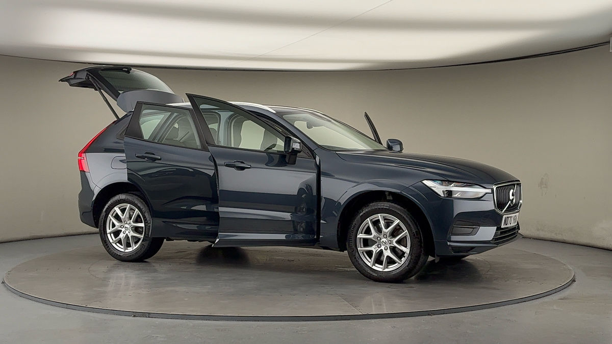 Used Volvo XC60 2021 for sale - 77118327: Photo 54