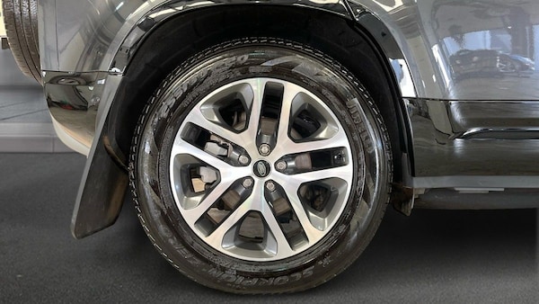 Used Land Rover Defender 110 2023 for sale - 74320260: Photo 10