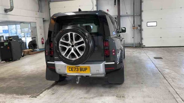 Used Land Rover Defender 110 2023 for sale - 74320260: Photo 34
