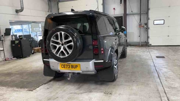 Used Land Rover Defender 110 2023 for sale - 74320260: Photo 39
