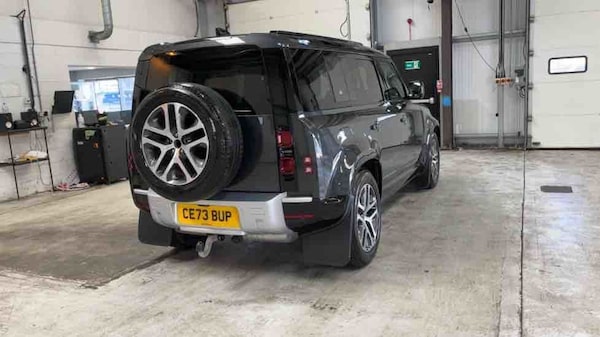 Used Land Rover Defender 110 2023 for sale - 74320260: Photo 45