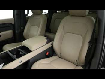 Used Land Rover Defender 110 2023 for sale - 74320260: Photo