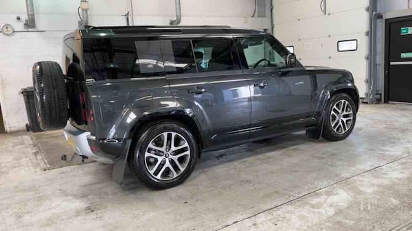 Used Land Rover Defender 110 2023 for sale - 74320260: Photo 72