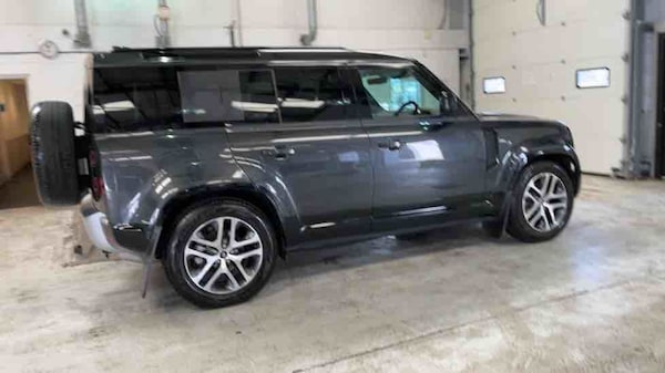 Used Land Rover Defender 110 2023 for sale - 74320260: Photo 79