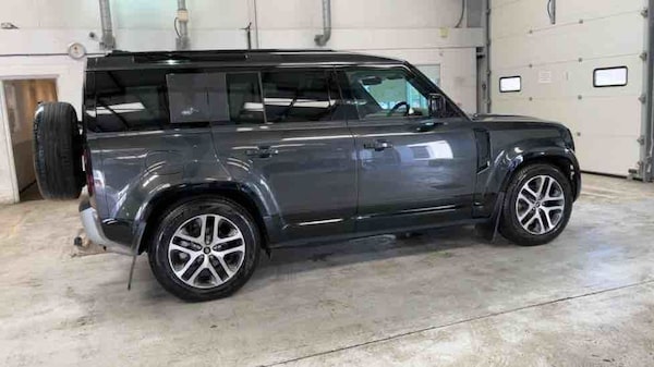 Used Land Rover Defender 110 2023 for sale - 74320260: Photo 83