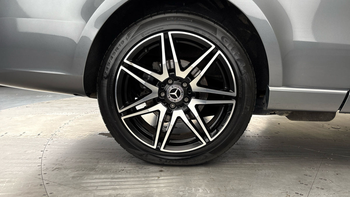 Used Mercedes-Benz V-Class 2023 for sale - 76224277: Photo 10