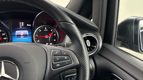 Used Mercedes-Benz V-Class 2023 for sale - 76224277: Photo 14
