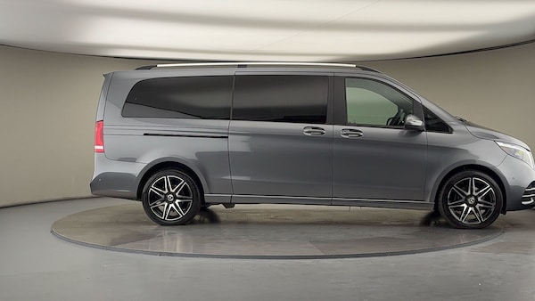 Used Mercedes-Benz V-Class 2023 for sale - 76224277: Photo 16