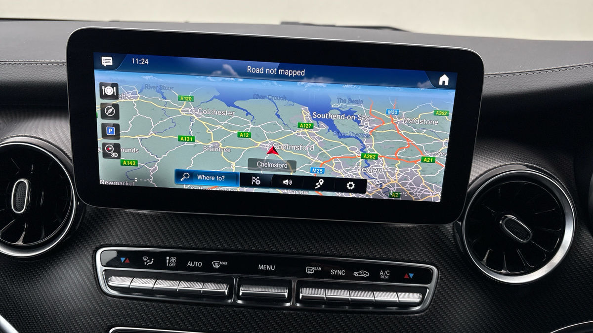 Used Mercedes-Benz V-Class 2023 for sale - 76224277: Photo 17