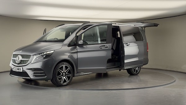 Used Mercedes-Benz V-Class 2023 for sale - 76224277: Photo 49