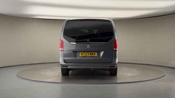 Used Mercedes-Benz V-Class 2023 for sale - 76224277: Photo 4