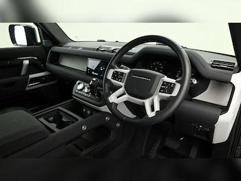 Used Land Rover Defender 110 2022 for sale - 75057405: Photo