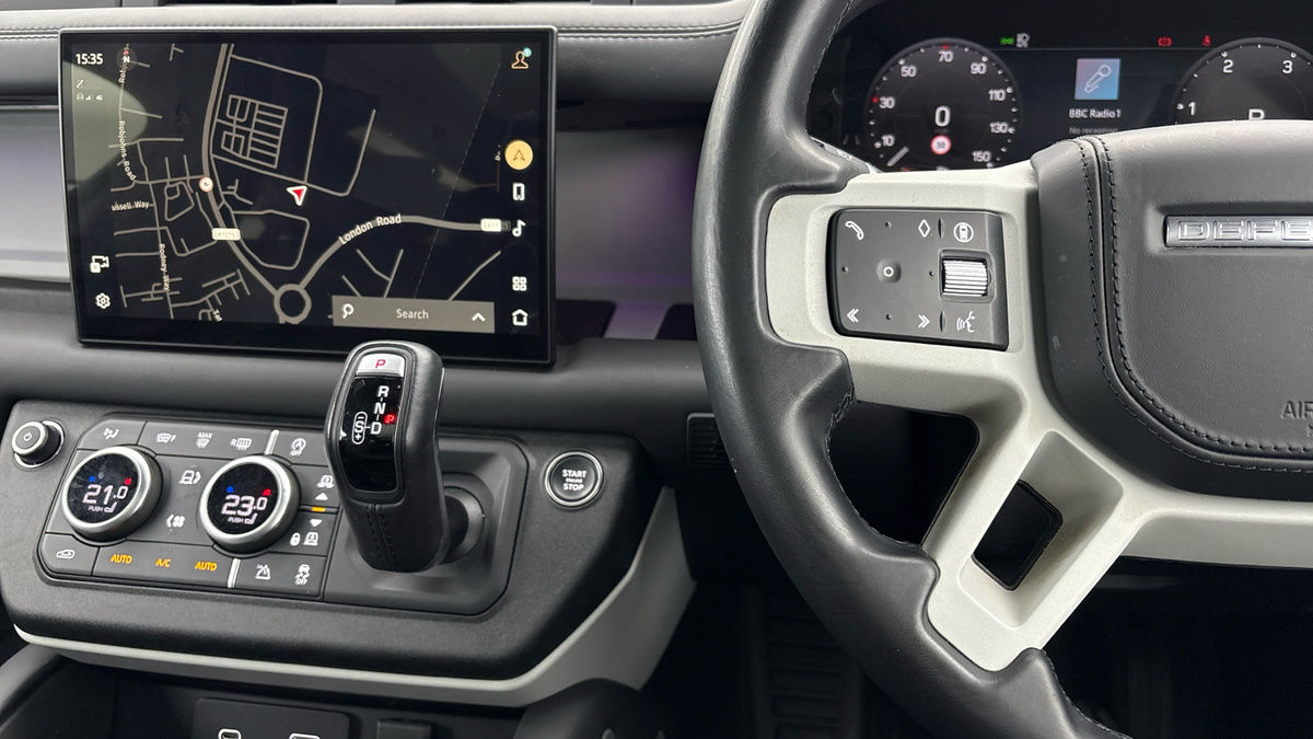 Used Land Rover Defender 90 2024 for sale - 76455045: Photo 13