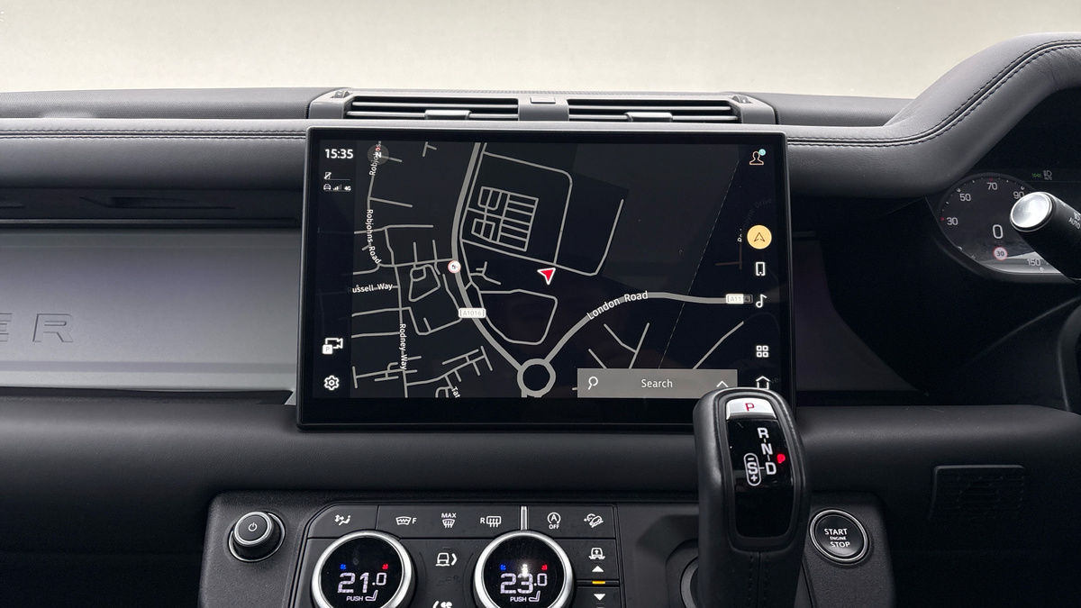 Used Land Rover Defender 90 2024 for sale - 76455045: Photo 17