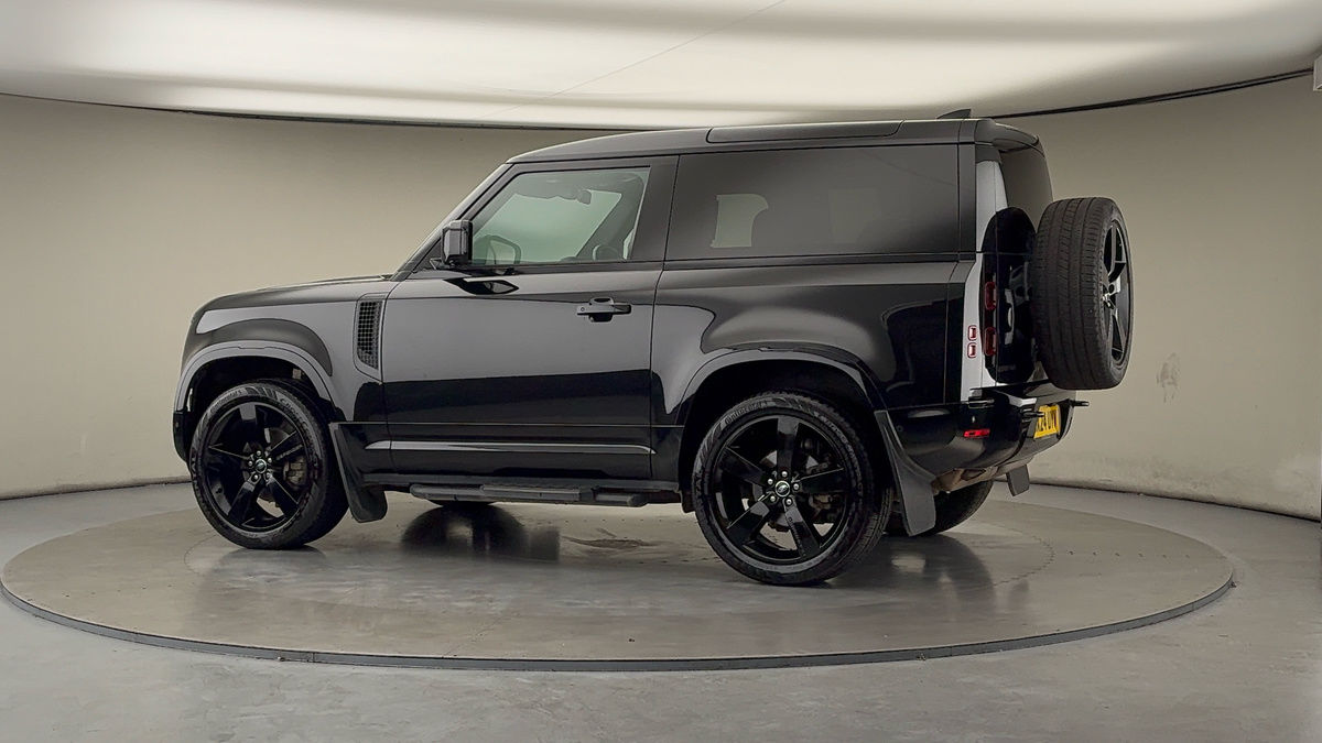 Used Land Rover Defender 90 2024 for sale - 76455045: Photo 26