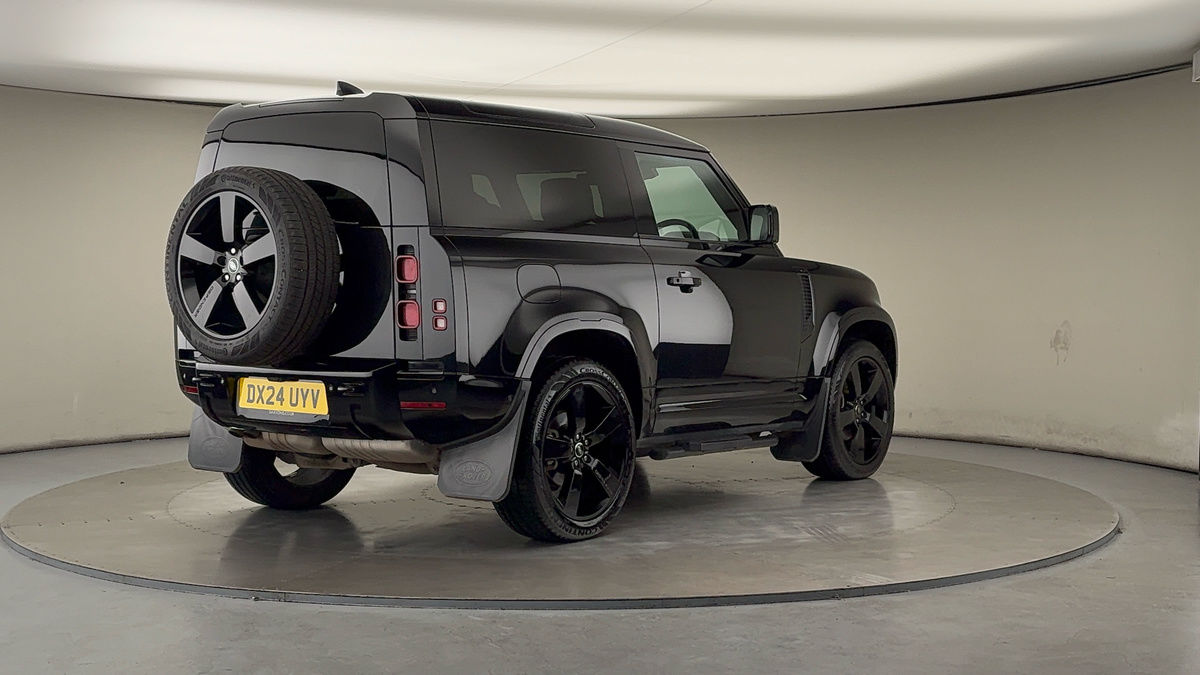 Used Land Rover Defender 90 2024 for sale - 76455045: Photo 39