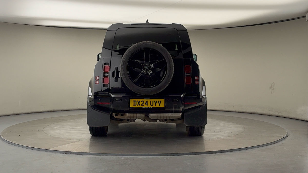 Used Land Rover Defender 90 2024 for sale - 76455045: Photo 4