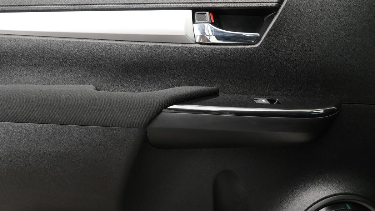 Used Toyota Hilux 2024 for sale - 75398540: Photo 13