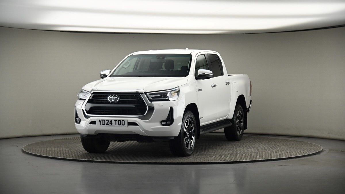 Used Toyota Hilux 2024 for sale - 75398540: Photo 32
