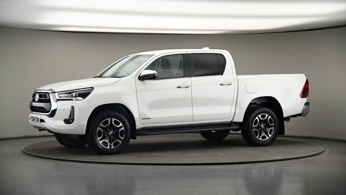 Used Toyota Hilux 2024 for sale - 75398540: Photo 34