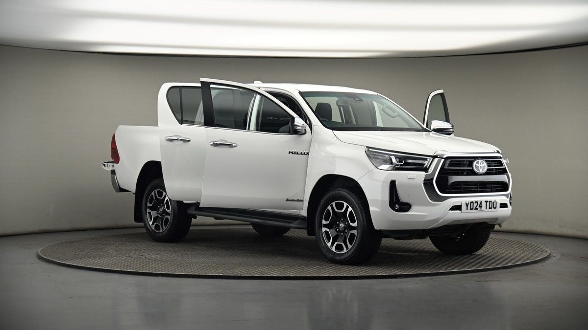 Used Toyota Hilux 2024 for sale - 75398540: Photo 44