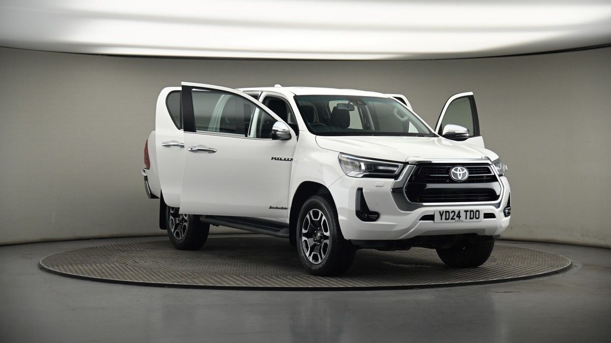 Used Toyota Hilux 2024 for sale - 75398540: Photo 45