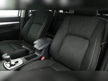 Used Toyota Hilux 2024 for sale - 75398540: Photo