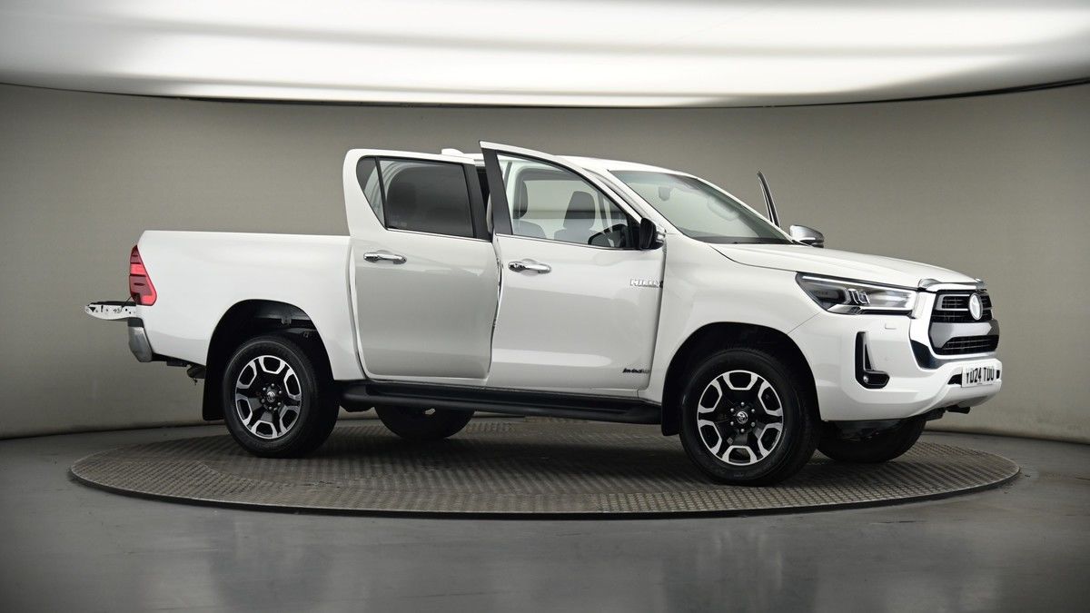 Used Toyota Hilux 2024 for sale - 75398540: Photo 60