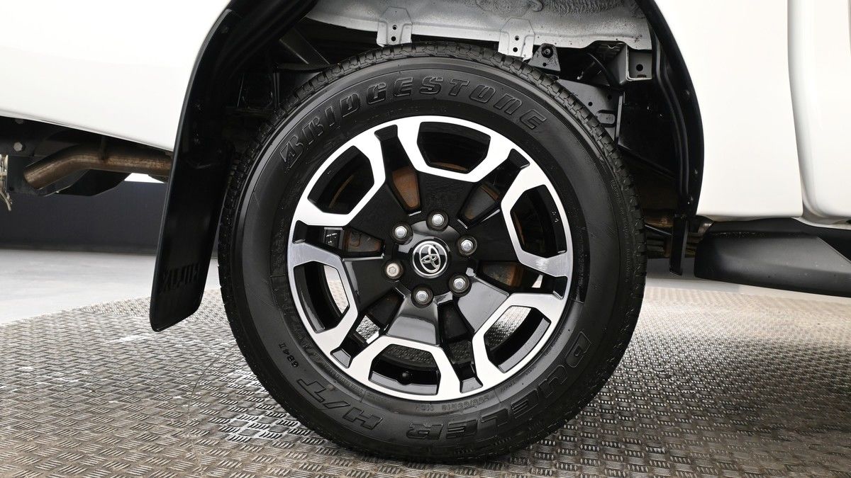 Used Toyota Hilux 2024 for sale - 75398540: Photo 9