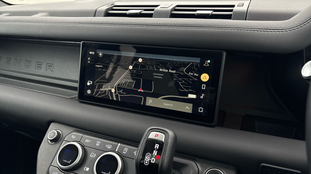 Used Land Rover Defender 110 2024 for sale - 76884628: Photo 17