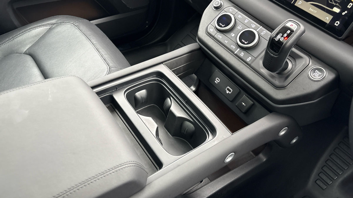 Used Land Rover Defender 110 2024 for sale - 76884628: Photo 18