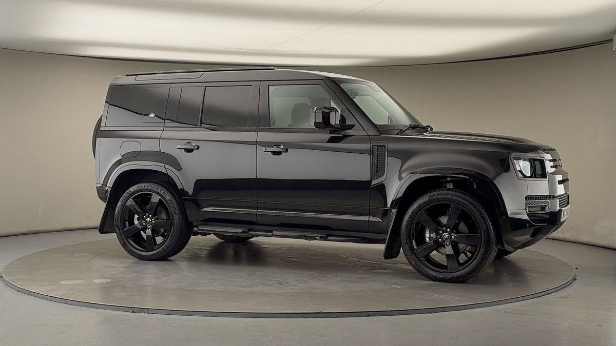 Used Land Rover Defender 110 2024 for sale - 76884628: Photo 35