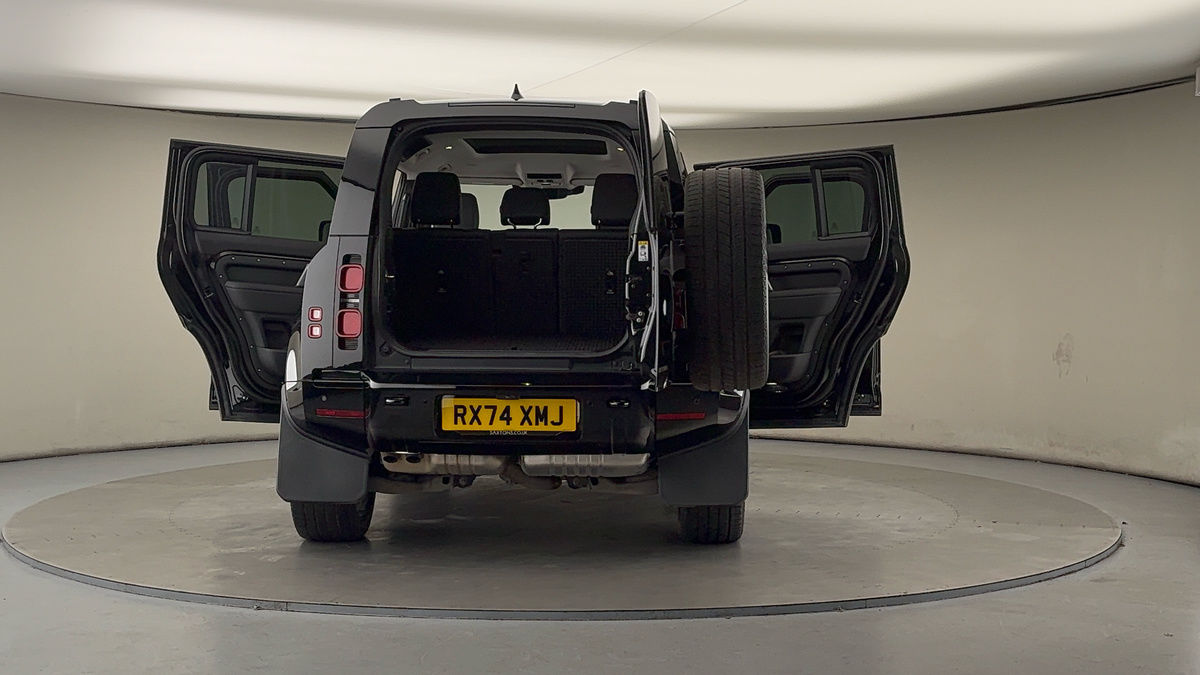 Used Land Rover Defender 110 2024 for sale - 76884628: Photo 60