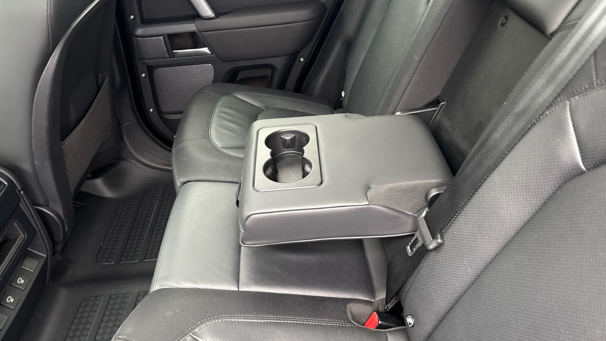 Used Land Rover Defender 110 2024 for sale - 76884628: Photo 9