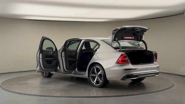Used Volvo S60 2024 for sale - 76224276: Photo 44