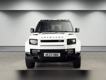 Used Land Rover Defender 90 2023 for sale - 78402125: Photo