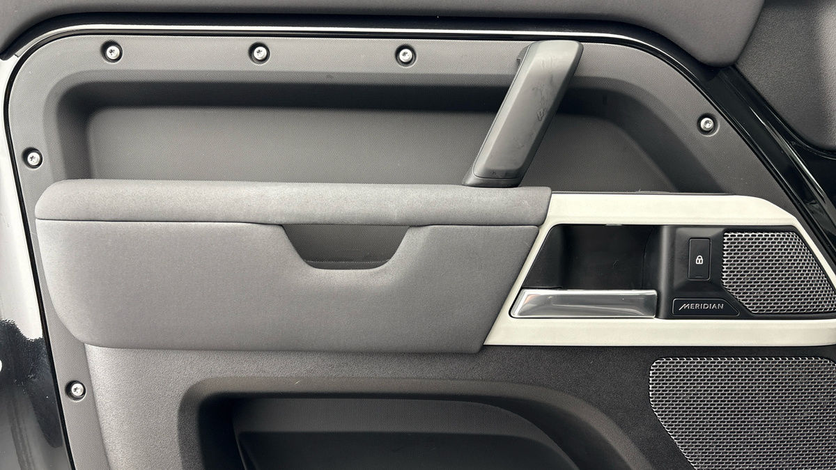 Used Land Rover Defender 2020 for sale - 77264194: Photo 19