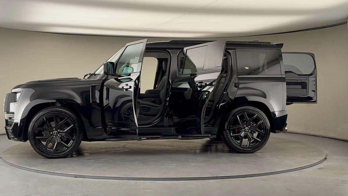 Used Land Rover Defender 2020 for sale - 77264194: Photo 49