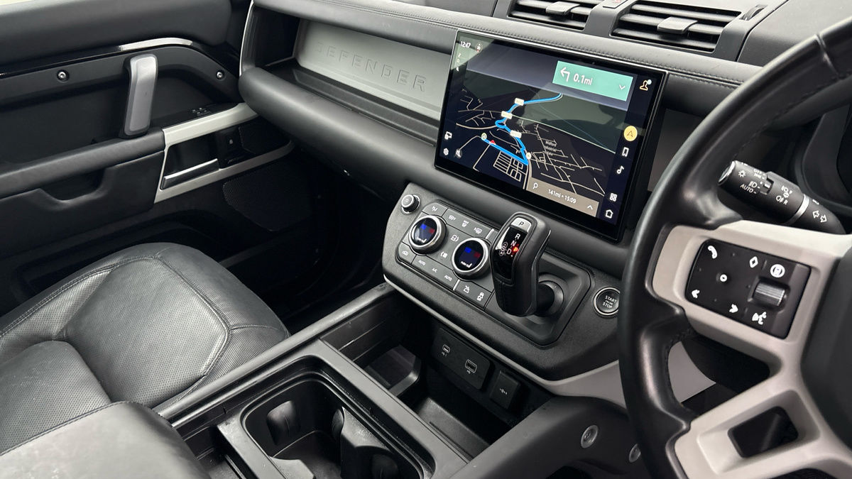 Used Land Rover Defender 2023 for sale - 77370425: Photo 18