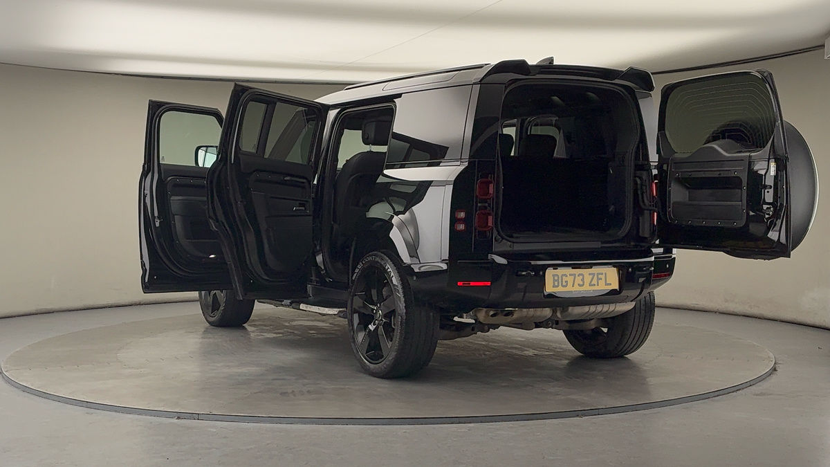 Used Land Rover Defender 2023 for sale - 77370425: Photo 23