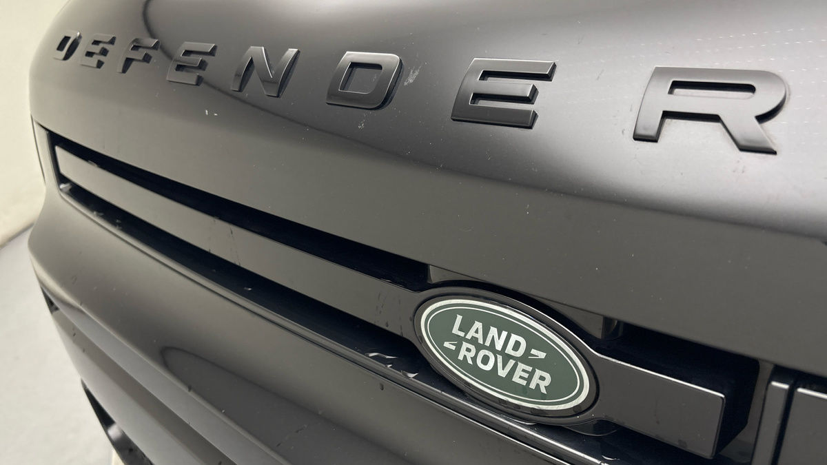 Used Land Rover Defender 2023 for sale - 77370425: Photo 24