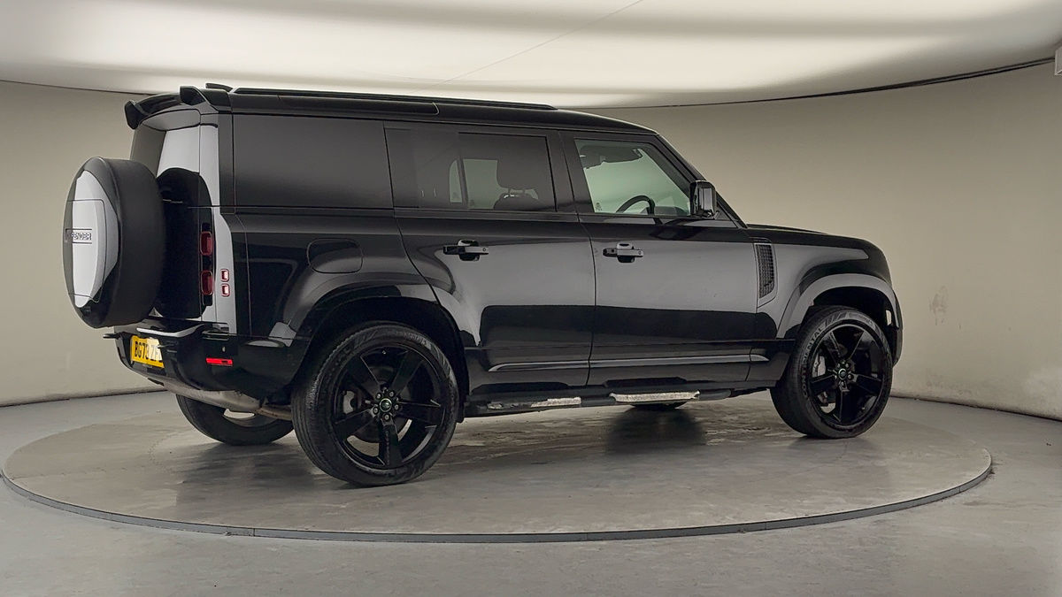 Used Land Rover Defender 2023 for sale - 77370425: Photo 38