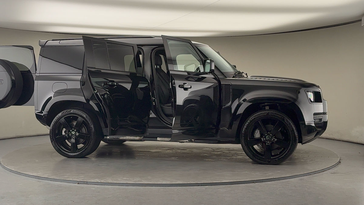 Used Land Rover Defender 2023 for sale - 77370425: Photo 55