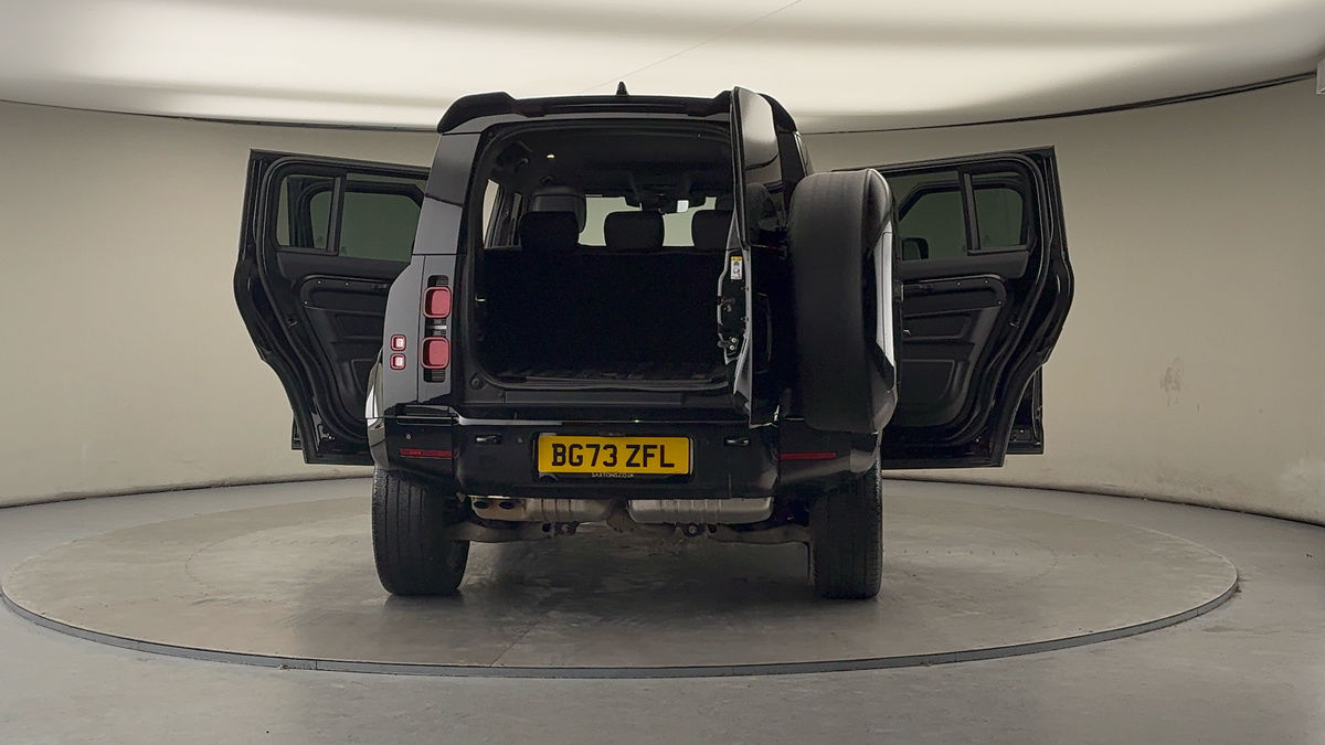 Used Land Rover Defender 2023 for sale - 77370425: Photo 60